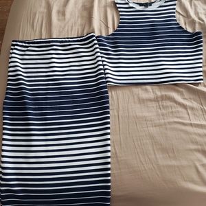 I'm selling a Large black and white 2 piece outfit